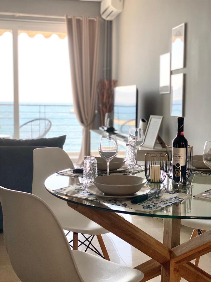 Seafront Kalamata Haven - Blue Luxury Suite Eksteriør bilde